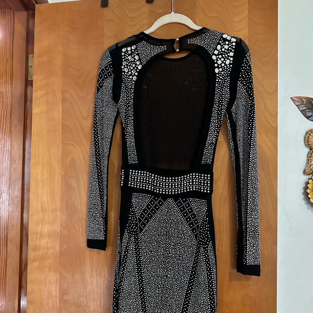 Dress - Picture 3 of 3